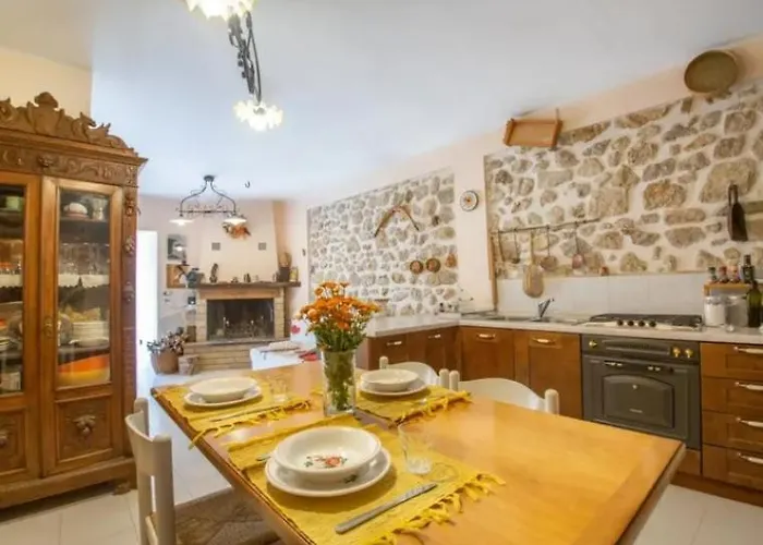 Casa D'aurora Nyaraló Pettorano sul Gizio